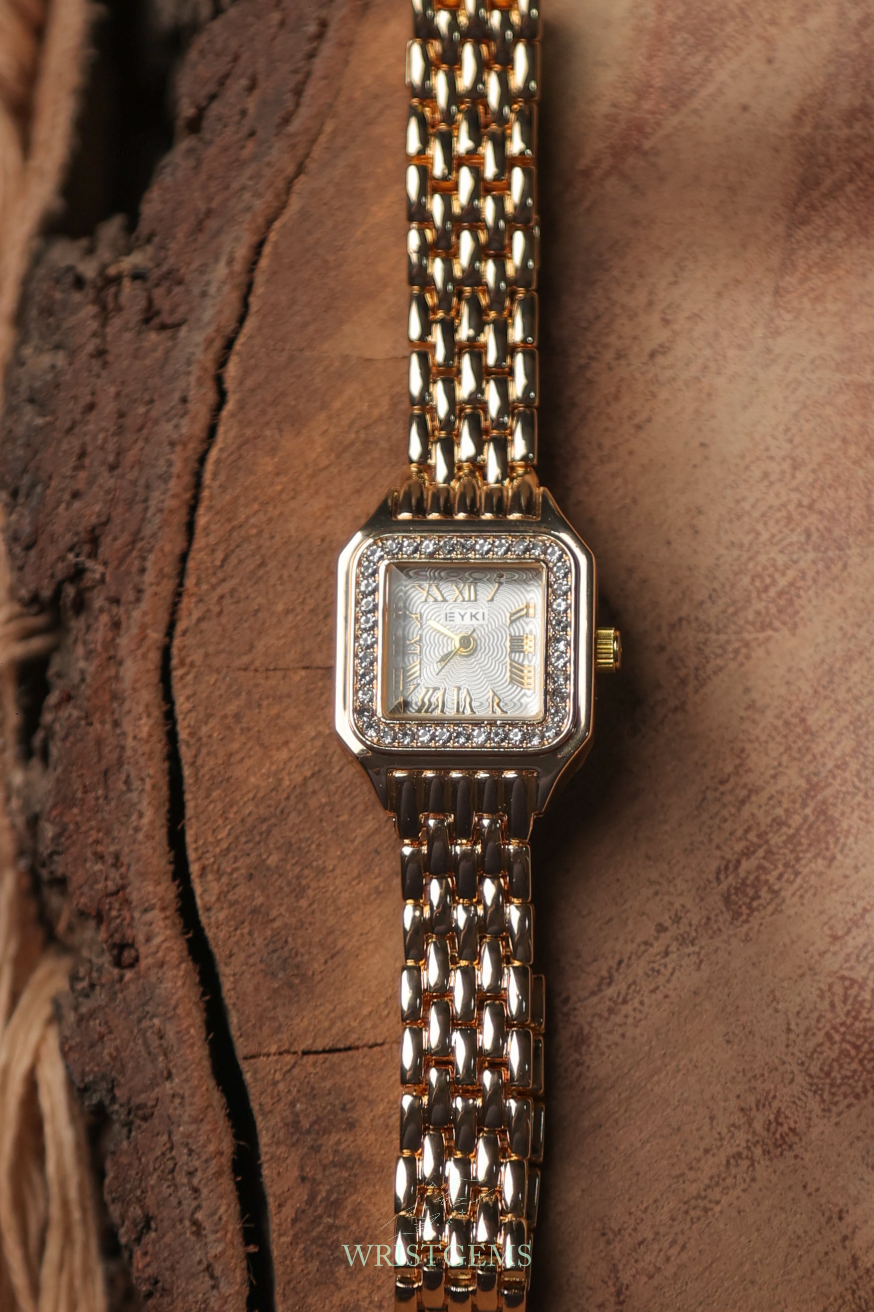 EYKI Square Spark Gold